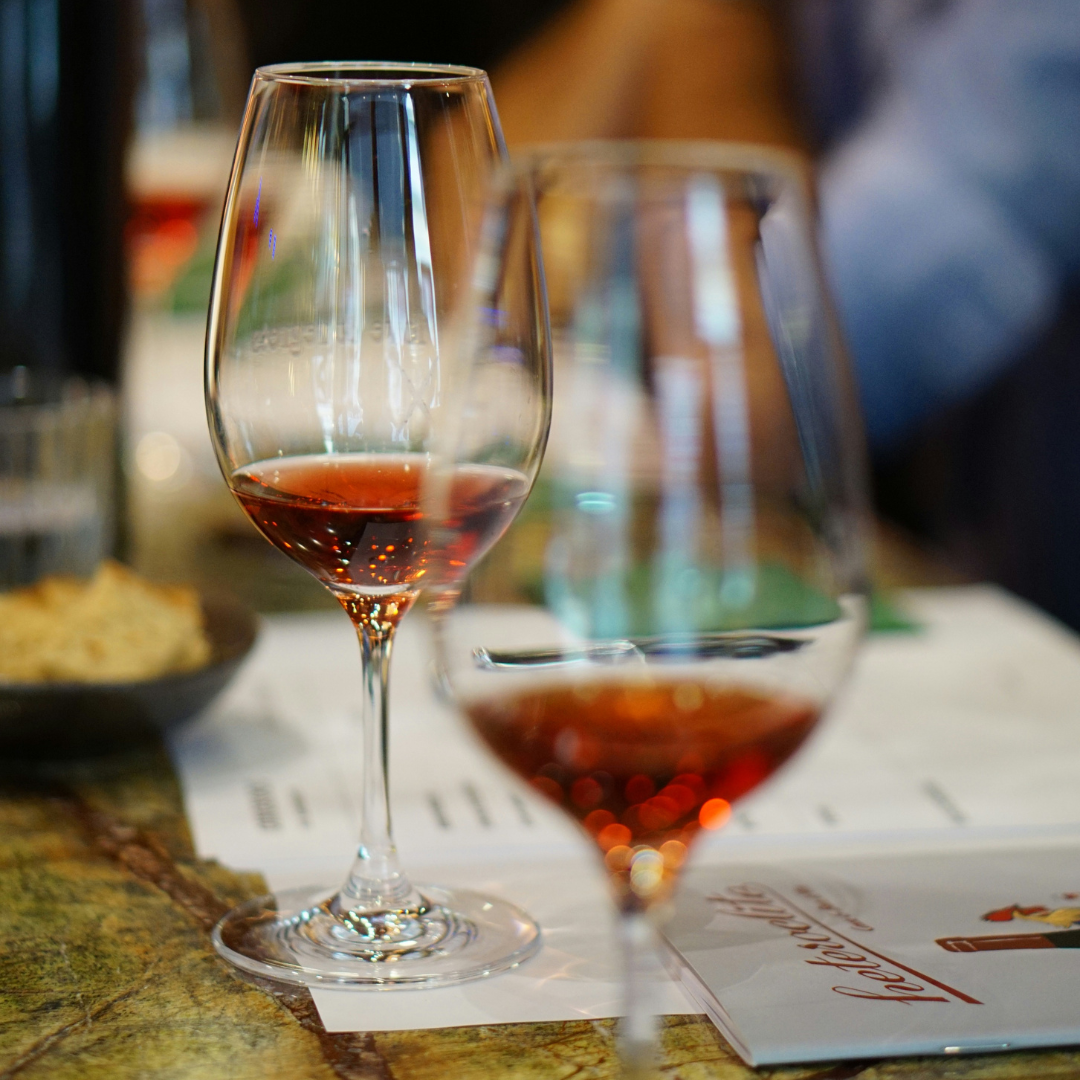 Cata de vinos: Aprende a catar como un experto